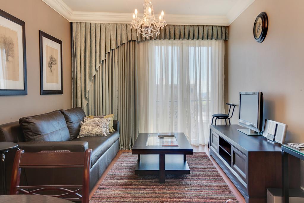 Cape Royale 810 Apartment